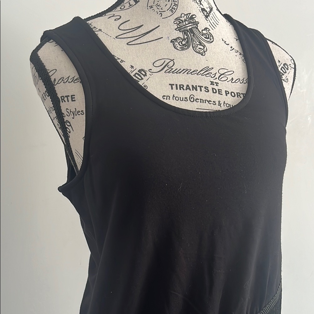Yest Black Asymmetrical Fringe Tank Textured Minimal Size Small - Picture 2 of 6